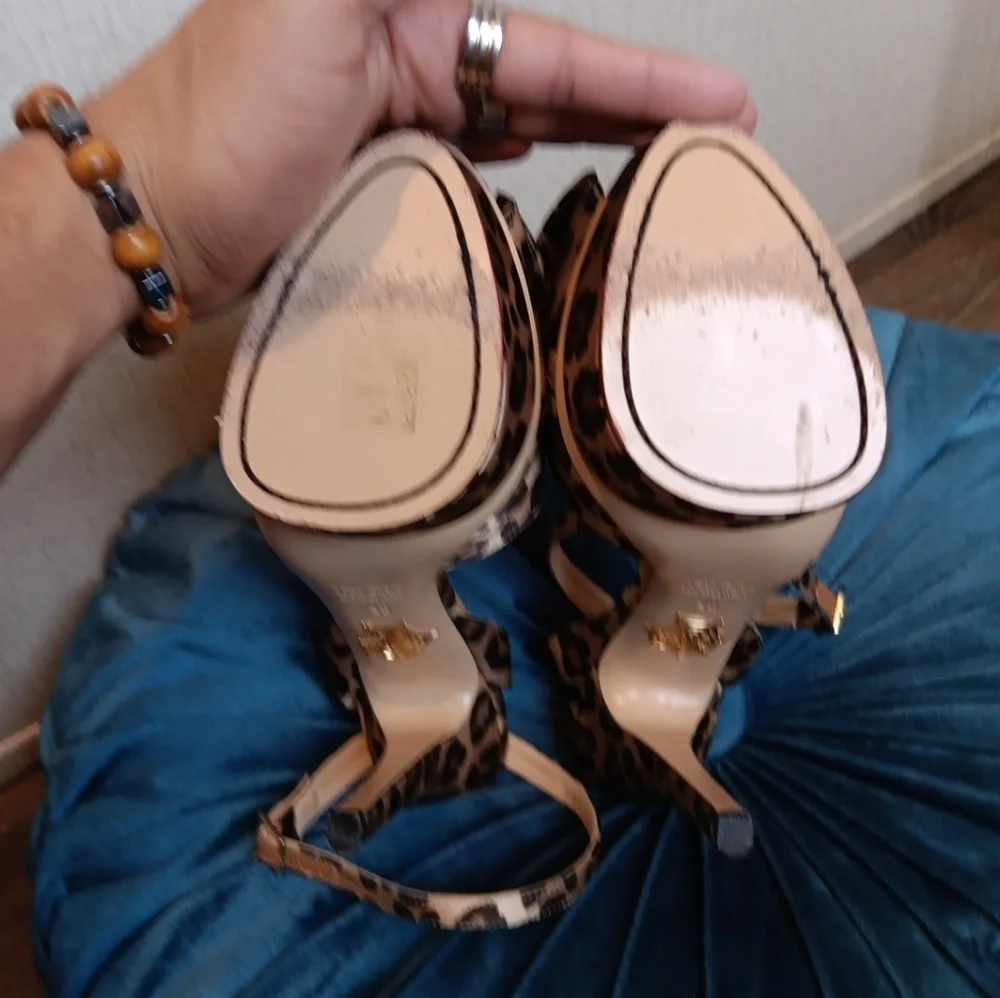 Charlotte Olympia Leopard Print Heels Made In Italy Size 40 Usa 9